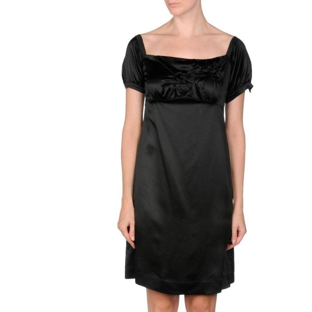 NWT $800 RED Valentino satil silk dress.‎ M